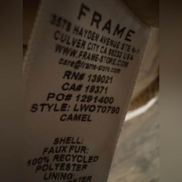 FRAME
Quilted teddy fleece coat NWOT - Picture 6 of 10